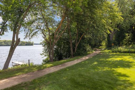 6 Spring Marsh Lane, North Oaks, MN 55127