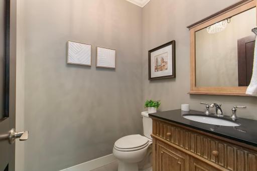 11309 Ridgemount Avenue W, Minnetonka, MN 55305