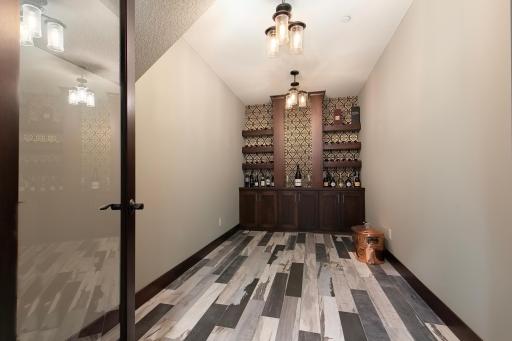 11309 Ridgemount Avenue W, Minnetonka, MN 55305