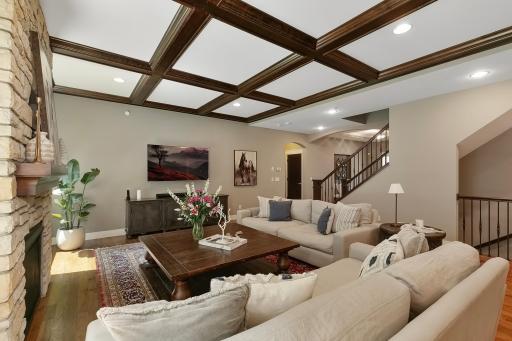 11309 Ridgemount Avenue W, Minnetonka, MN 55305