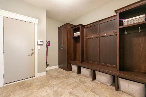 11309 Ridgemount Avenue W, Minnetonka, MN 55305