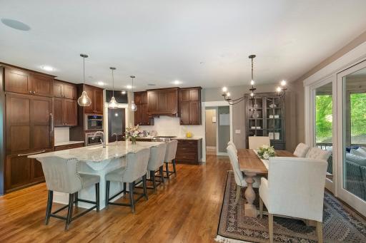 11309 Ridgemount Avenue W, Minnetonka, MN 55305