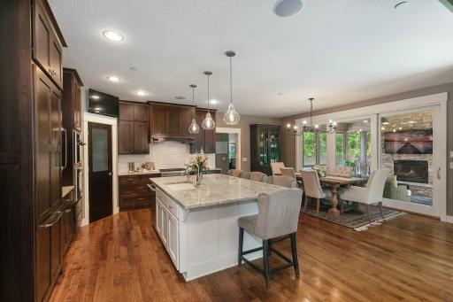 11309 Ridgemount Avenue W, Minnetonka, MN 55305