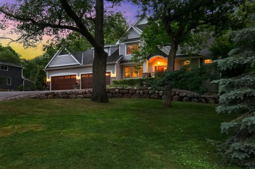 11309 Ridgemount Avenue W, Minnetonka, MN 55305