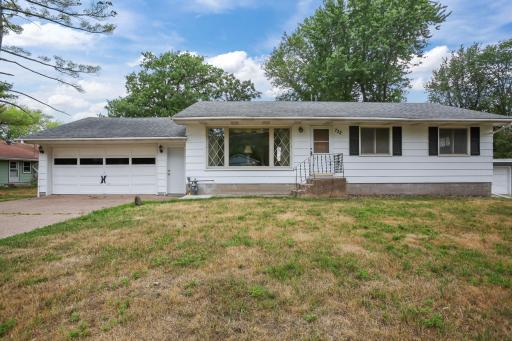 732 2nd Street SE, Forest Lake, MN 55025