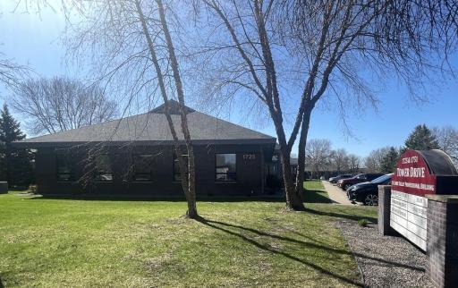 1725 Tower streetside.jpg