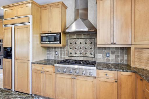 8145 Pioneer Creek Road, Maple Plain, MN 55359