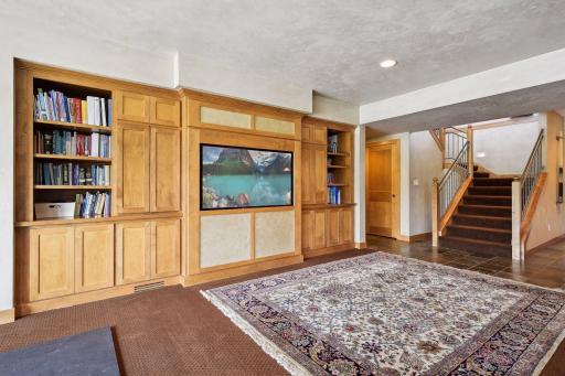 8145 Pioneer Creek Road, Maple Plain, MN 55359