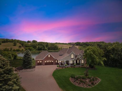 22911 Hunters Ridge Road, Lakeville, MN 55044
