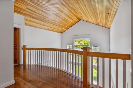 22911 Hunters Ridge Road, Lakeville, MN 55044