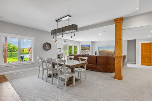 22911 Hunters Ridge Road, Lakeville, MN 55044