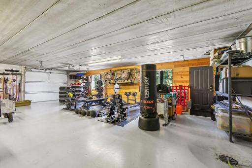 22911 Hunters Ridge Road, Lakeville, MN 55044