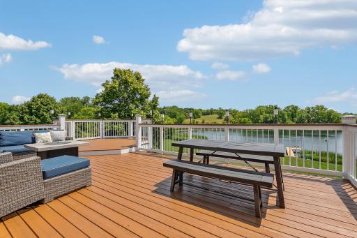 22911 Hunters Ridge Road, Lakeville, MN 55044