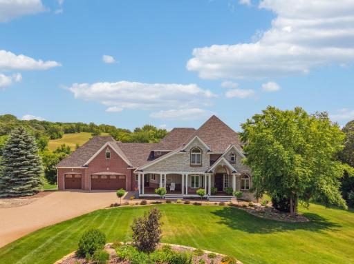 22911 Hunters Ridge Road, Lakeville, MN 55044