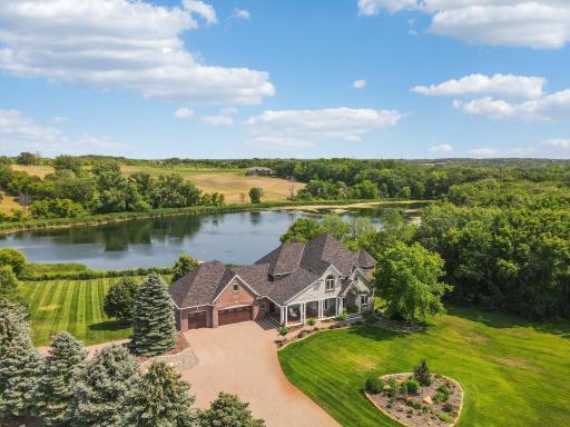 22911 Hunters Ridge Road, Lakeville, MN 55044