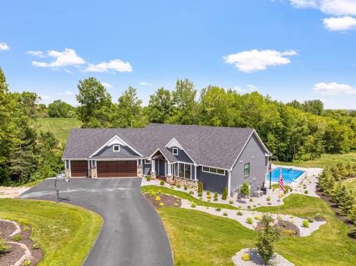 Stunning customWalk in Rambler with no step entrance. This custom-built Moderno home loaded w/great attention to design & unique details. Nestled within miles of rolling hills & immersed in wildlife, this is the retreat home of your dreams.