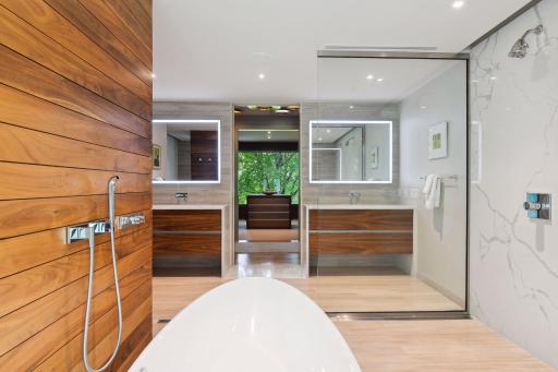This large soaking tub is calling your name.