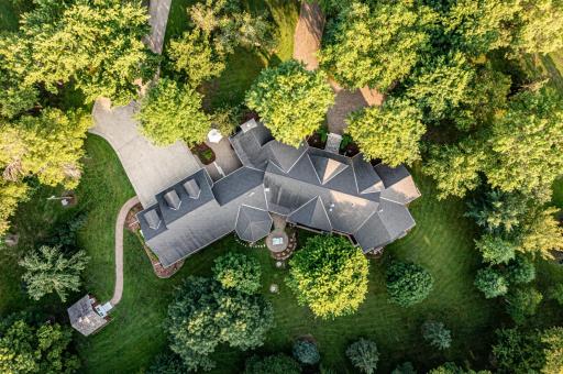3 bedroom 4 bath house on 15 acres of land features mature trees and wildlife. Country living on the edge of town near a golf course and lake.