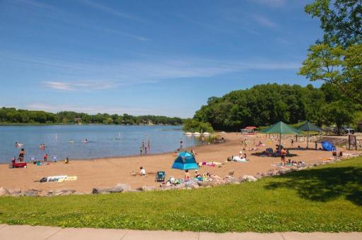 Weaver Lake Community Park is also just a few minutes away with a beach, fishing pier, bike trails, volleyball courts, horseshoe pits, ball fields and playgrounds there is something fun for everyone.