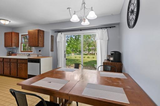 16306 Flagstaff Avenue W, Rosemount, MN 55068