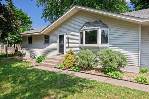16306 Flagstaff Avenue W, Rosemount, MN 55068