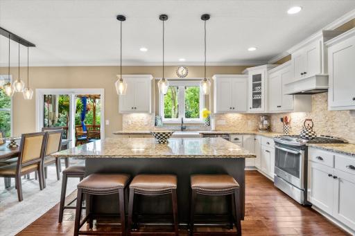 2500 White Pine Way, Stillwater, MN 55082
