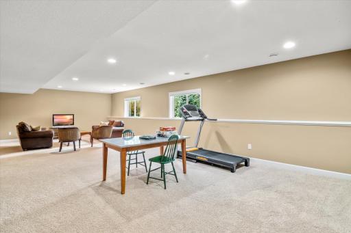2500 White Pine Way, Stillwater, MN 55082