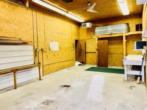 Inside insulated/heated stall