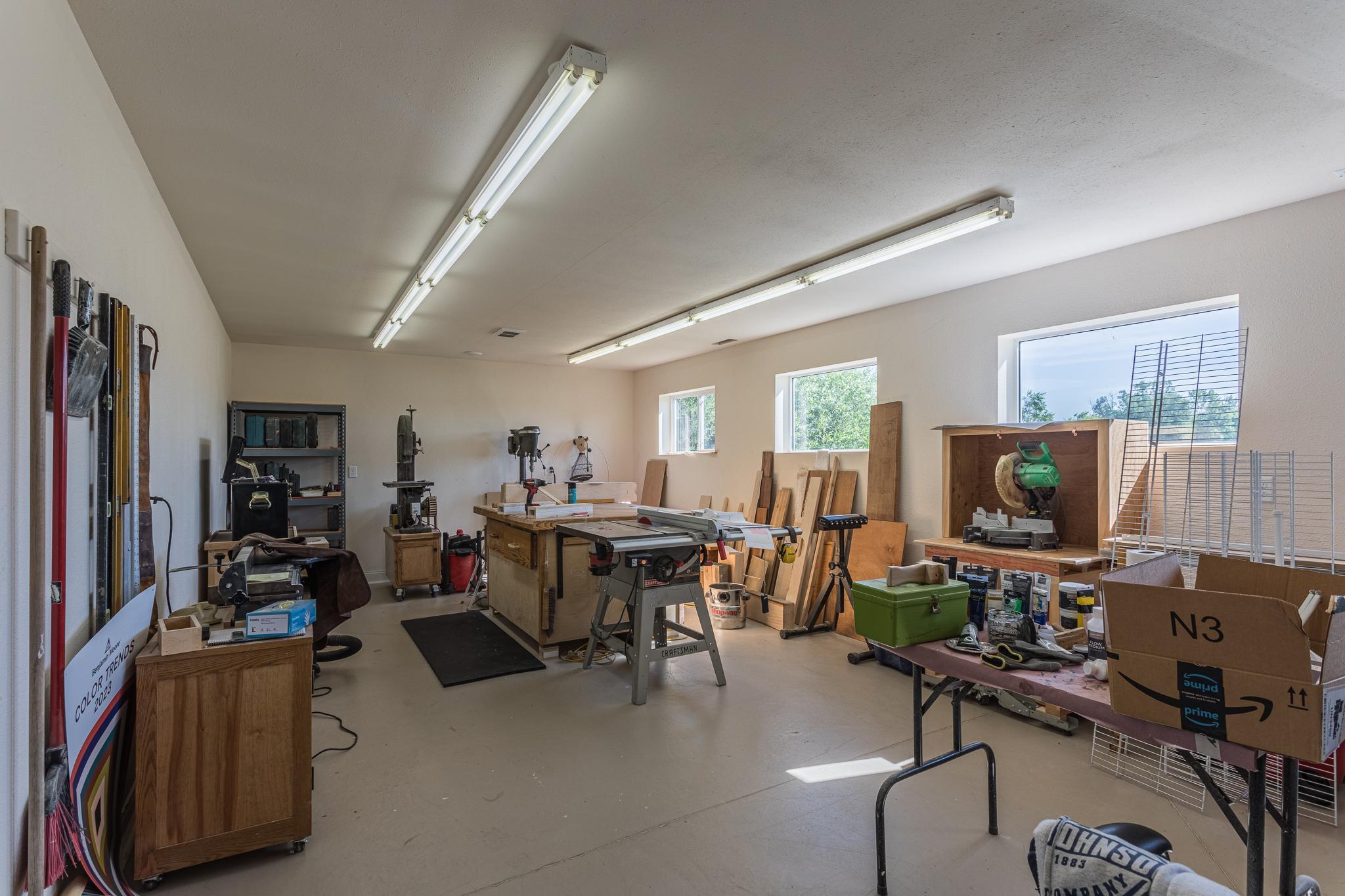 Heated shop/room in basement