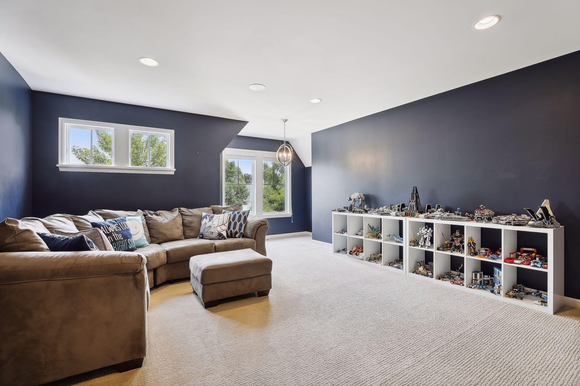 6th bedroom is used as a bonus room.