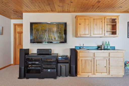 1389 Ossego Road W, Nisswa, MN 56468
