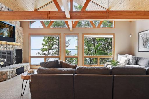 1389 Ossego Road W, Nisswa, MN 56468