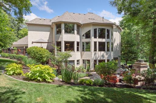 4888 Woodhurst Lane, Minnetonka, MN 55345