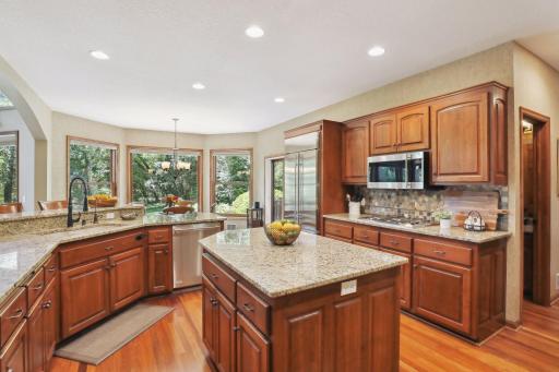 4888 Woodhurst Lane, Minnetonka, MN 55345