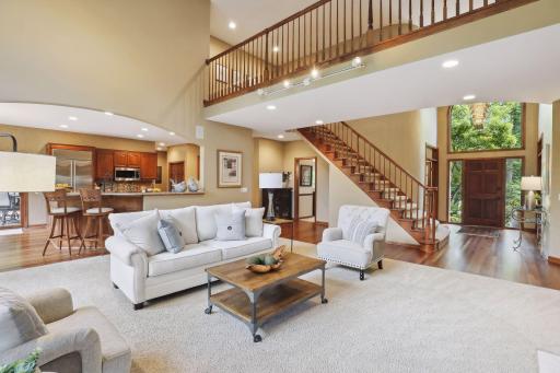 4888 Woodhurst Lane, Minnetonka, MN 55345