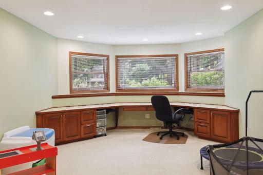 4888 Woodhurst Lane, Minnetonka, MN 55345