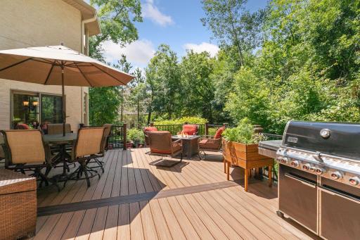 4888 Woodhurst Lane, Minnetonka, MN 55345