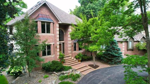 4888 Woodhurst Lane, Minnetonka, MN 55345