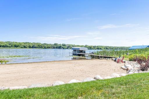9355 Pierson Lake Drive, Chaska, MN 55318