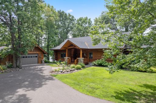 Clamshell Cabin