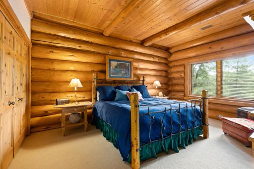 Clamshell Cabin