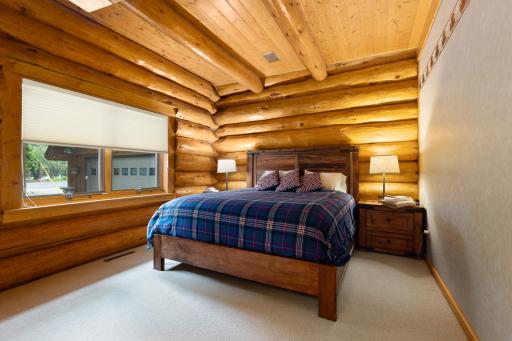 Clamshell Cabin