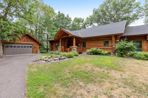 Clamshell Cabin