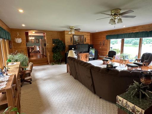 982 Noble Drive NW, Baudette, MN 56623