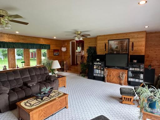 982 Noble Drive NW, Baudette, MN 56623