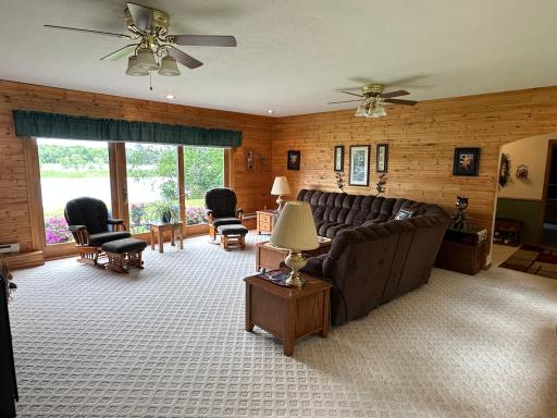 982 Noble Drive NW, Baudette, MN 56623