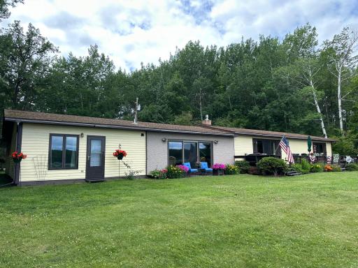 982 Noble Drive NW, Baudette, MN 56623