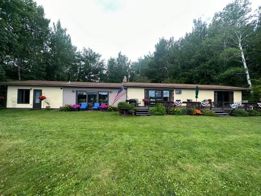 982 Noble Drive NW, Baudette, MN 56623
