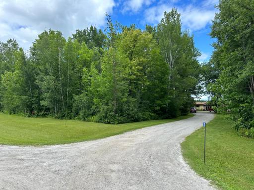 982 Noble Drive NW, Baudette, MN 56623