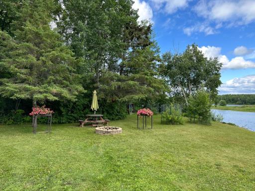 982 Noble Drive NW, Baudette, MN 56623